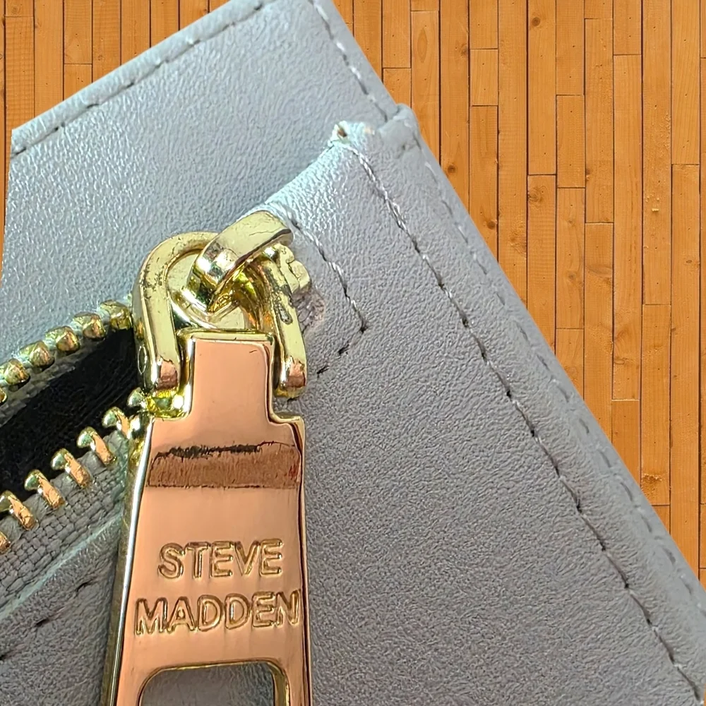 Steve Madden chic functional